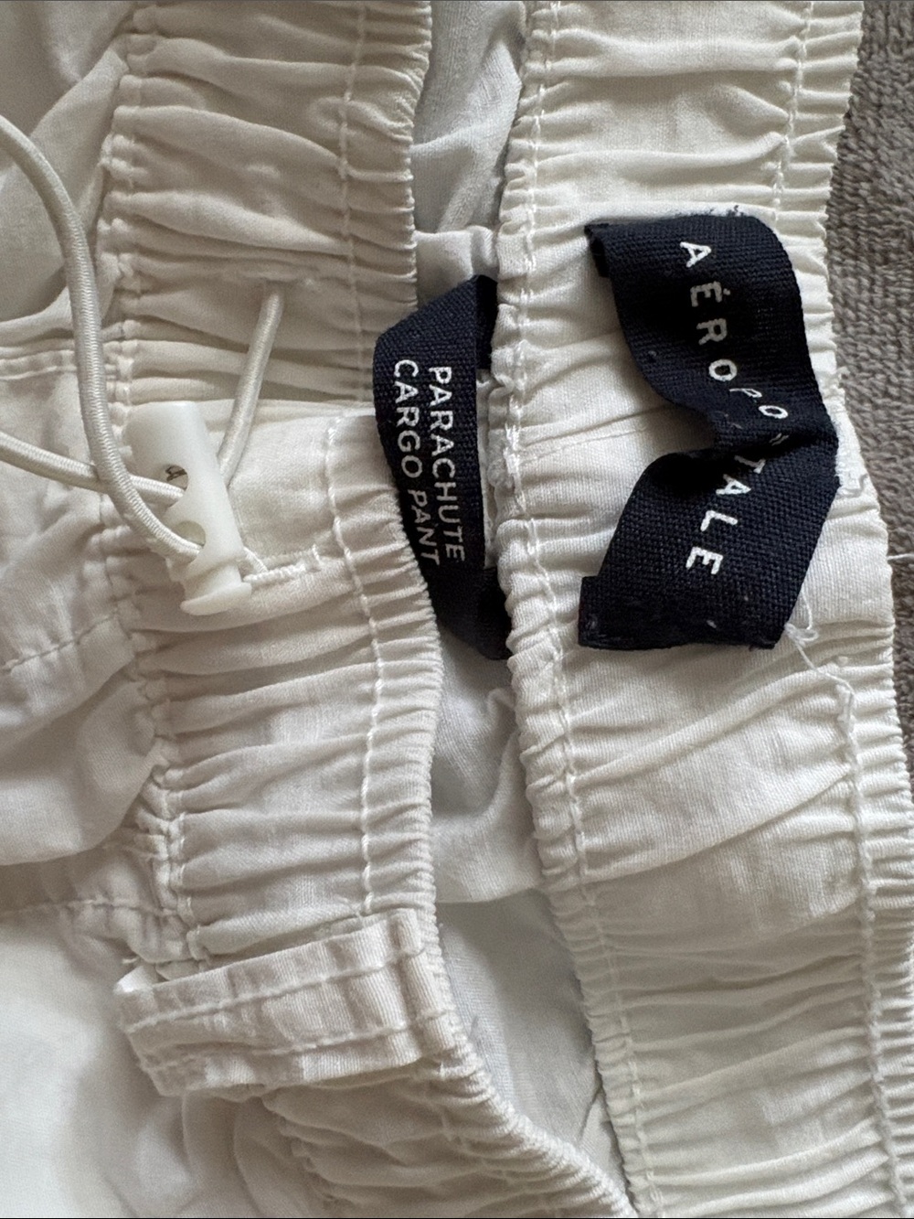 Aeropostale White Women's Cargo Drawstring Jogger Pants - Picture 2 of 4